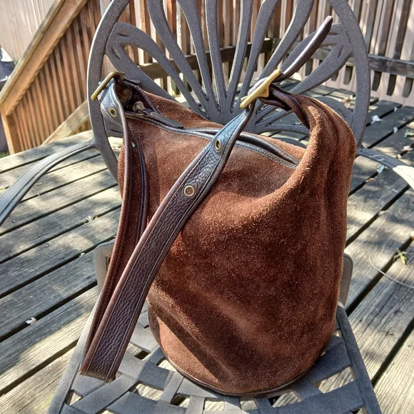 Coach Berkeley Reverse Suede Duffle Sac, Mahogany! - Picture 2 of 9